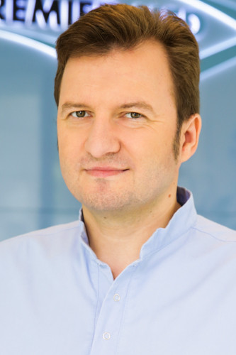 Dr. Tőzsér Gellért